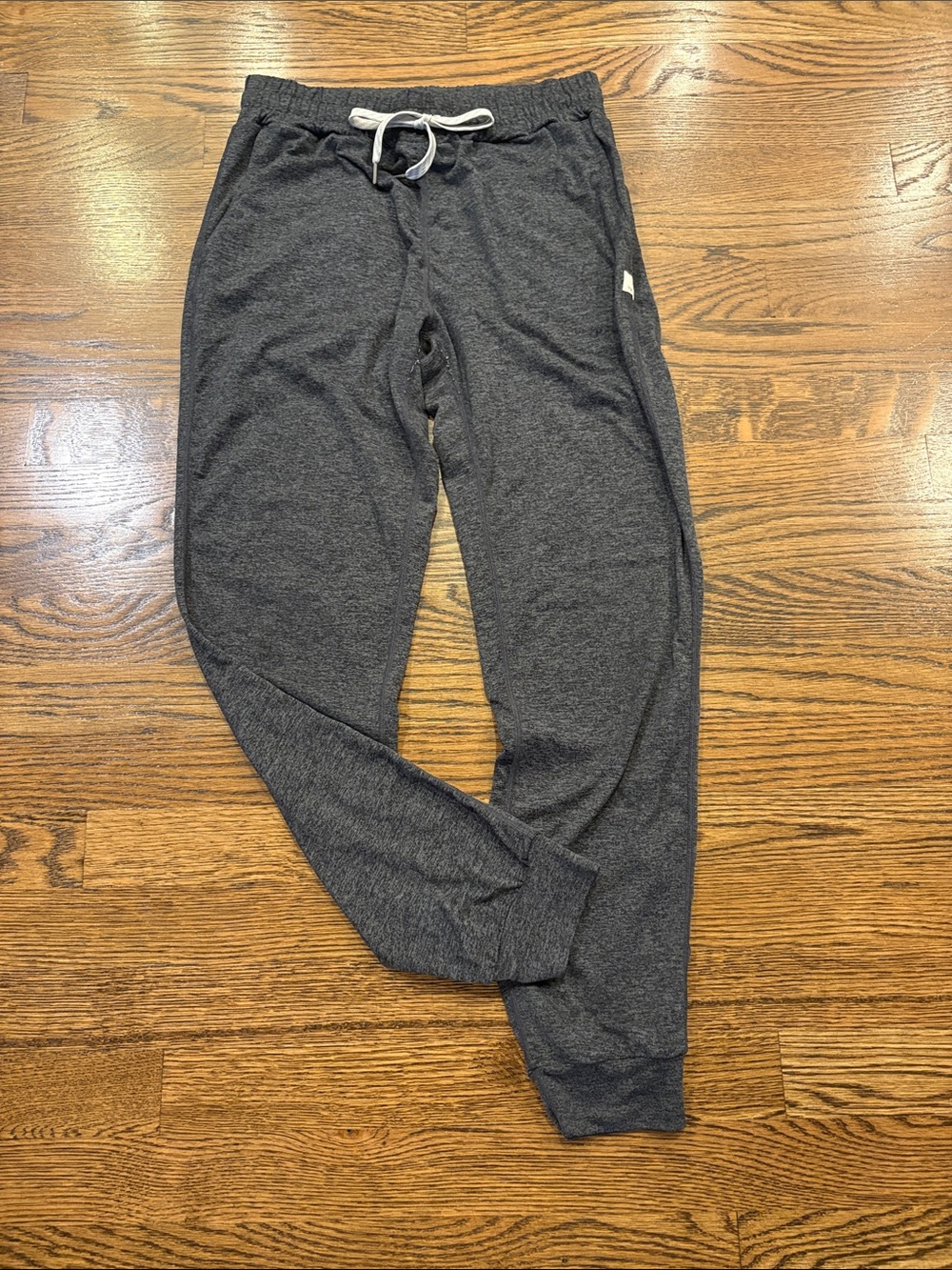 Vuori Charcoal Gray Jogger Pants - Comfortable Drawstring Sweatpants, xS